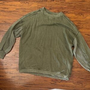 Aerie Olive Green Women's Crew Neck Sweater